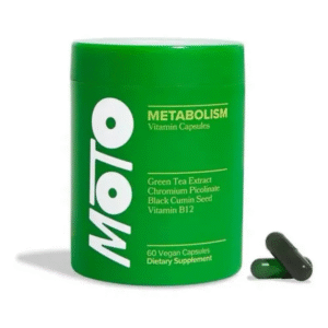 Frasco verde de MOTO Metabolism con cápsulas, suplemento vitamínico con té verde, cromo y vitamina B12